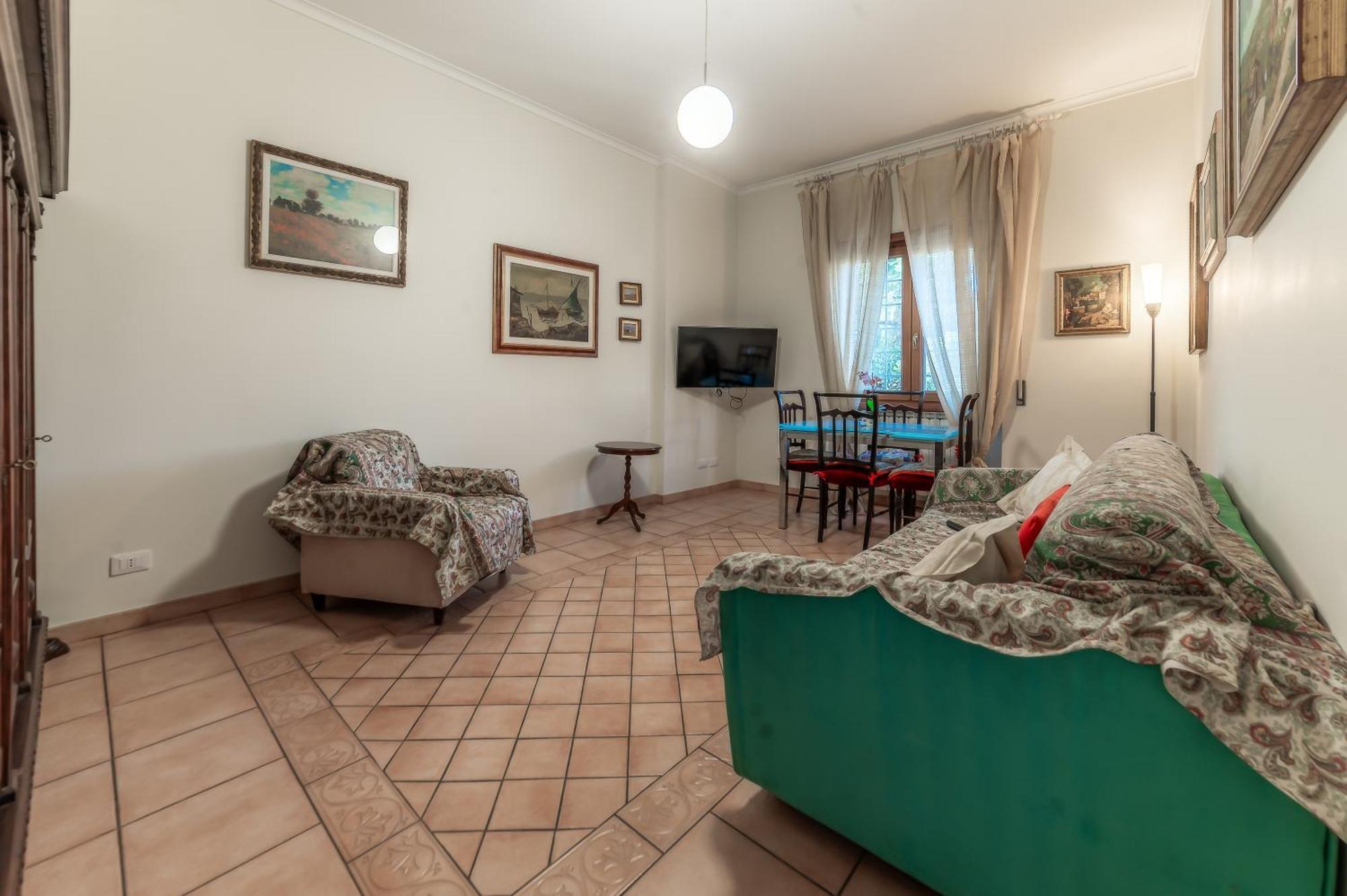 Apartment Marta - Metro Malatesta Rm